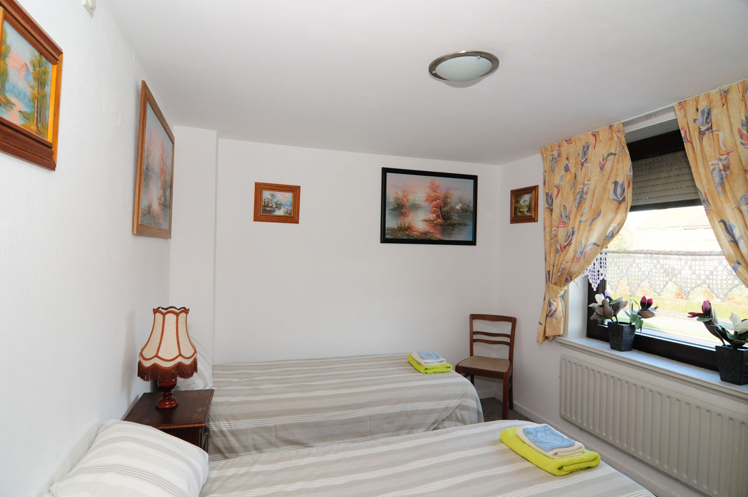 Standaard-2-persoonskamer-kamer1 Standaard-2-persoonskamer-kamer1